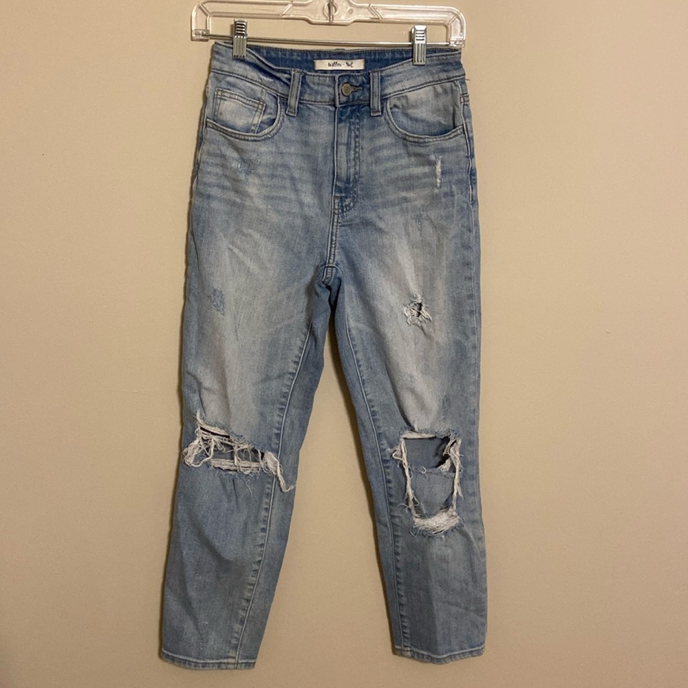 WILLOW ROOT HIGH RISE MOM FIT JEANS SIZE 26